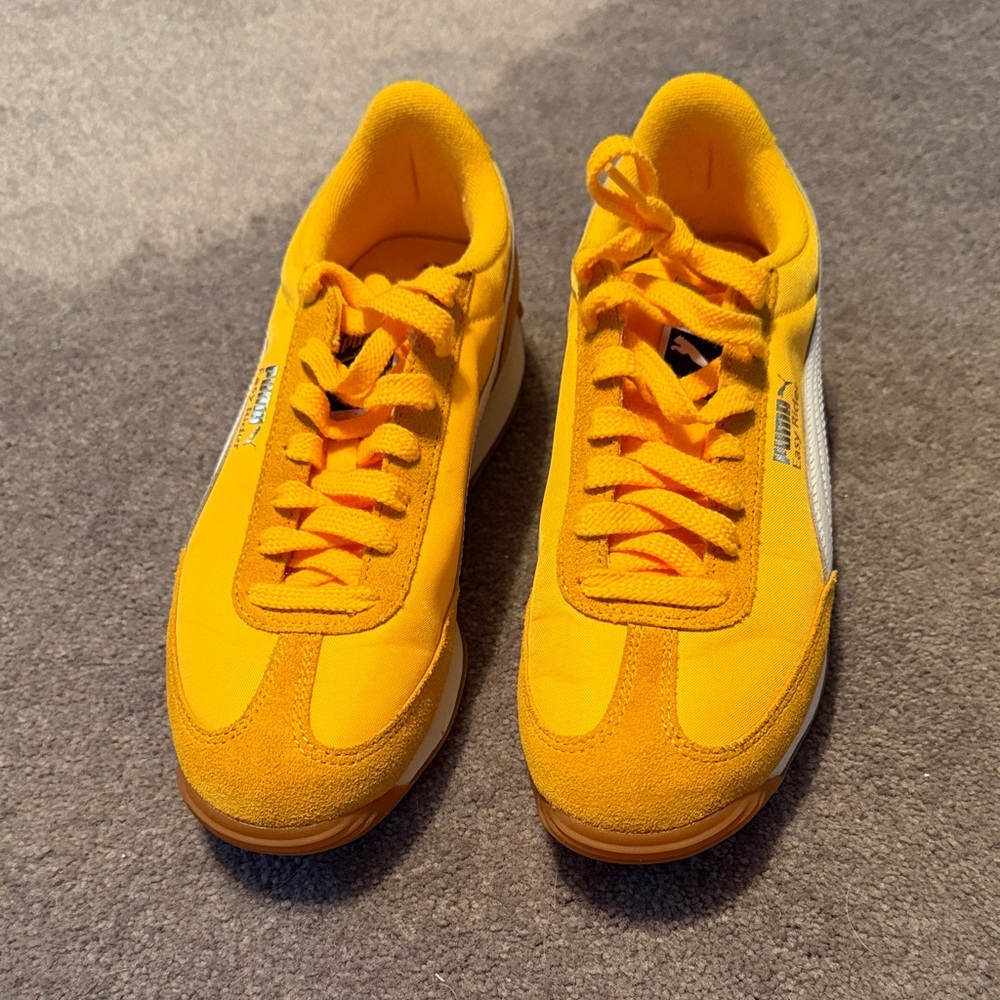 Puma Men's Bright Yellow Sneakers